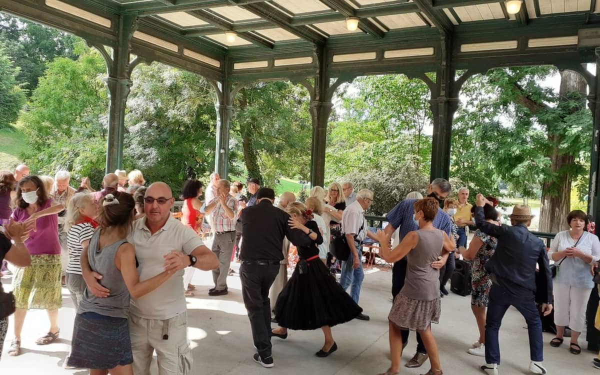 Illustration de l'événement : Bal musette au kiosque Montsouris