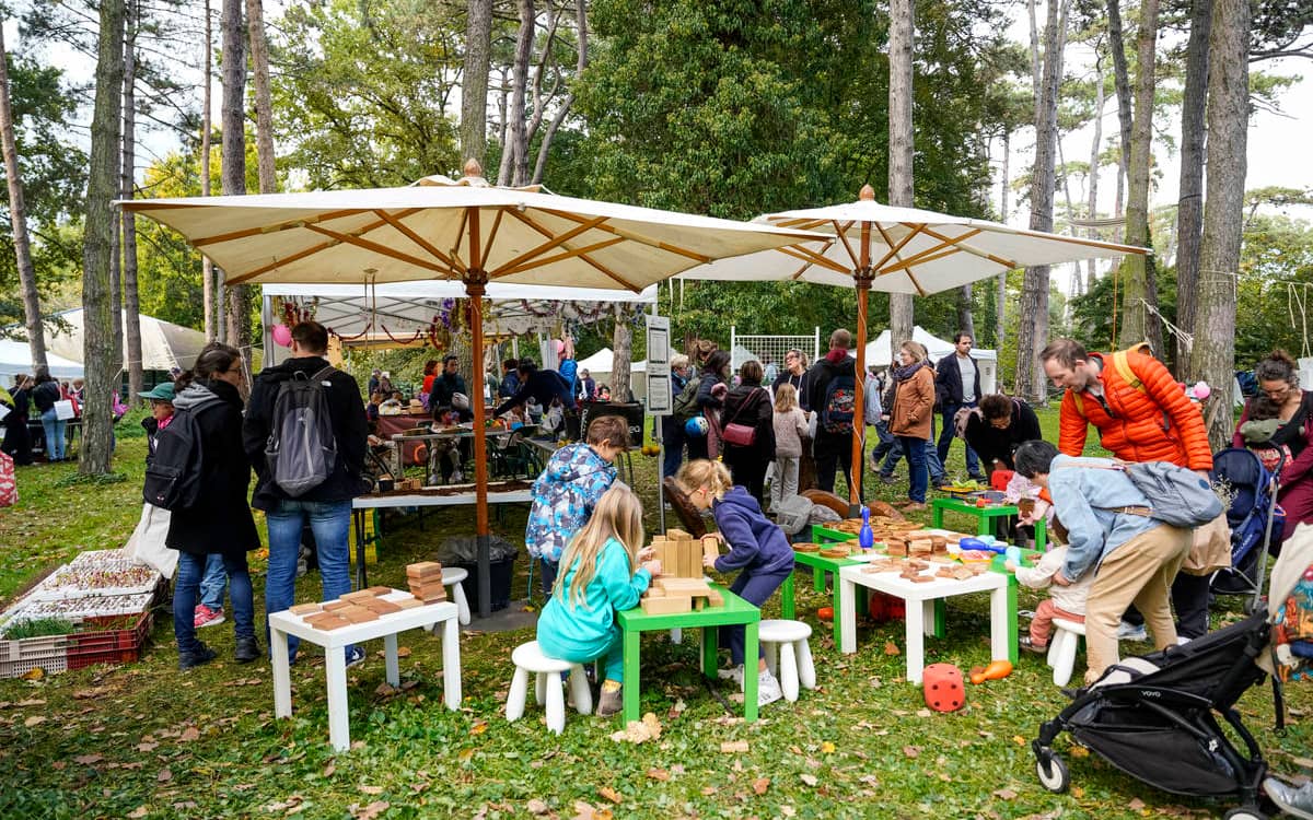 Illustration de l'événement : Le Village Botanique au Parc Floral de Paris