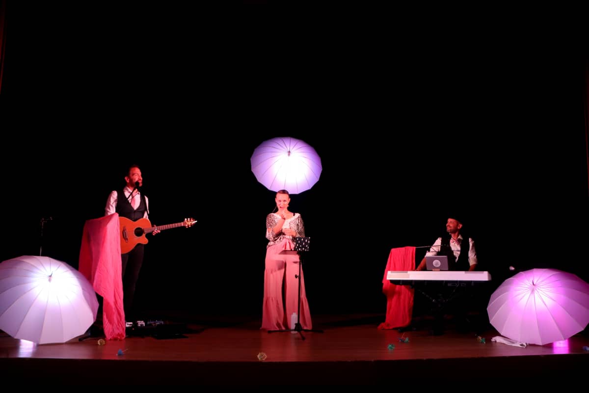 Illustration de l'événement : Spectacle - Ôrage de vivre, comment j'ai appris à chanter sous la pluie - Cie Des histoires en musique