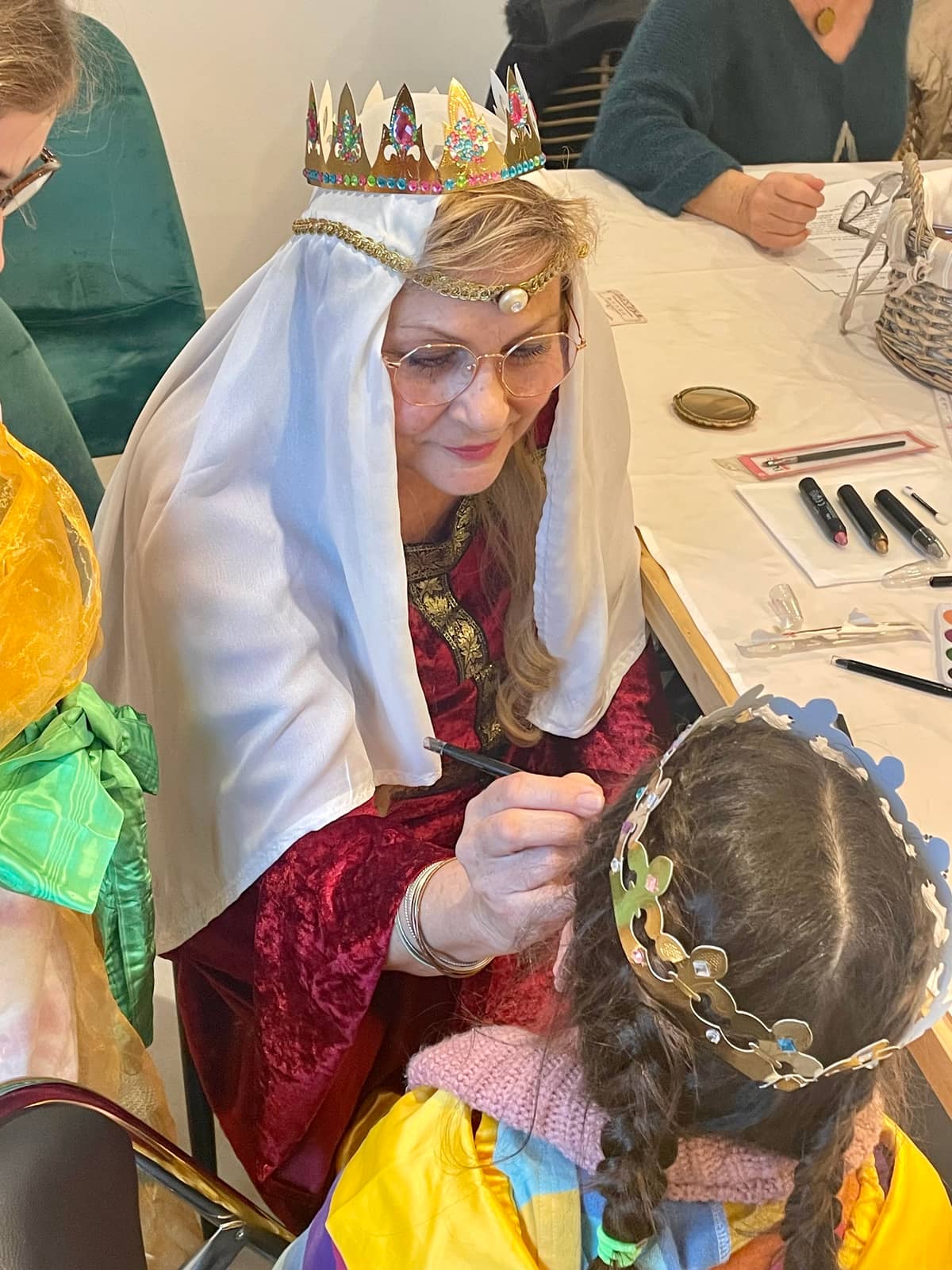 Illustration de l'événement : Costumes et maquillage pour enfants, spécial Halloween