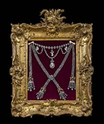 Illustration de l'événement : Un collier fameux
