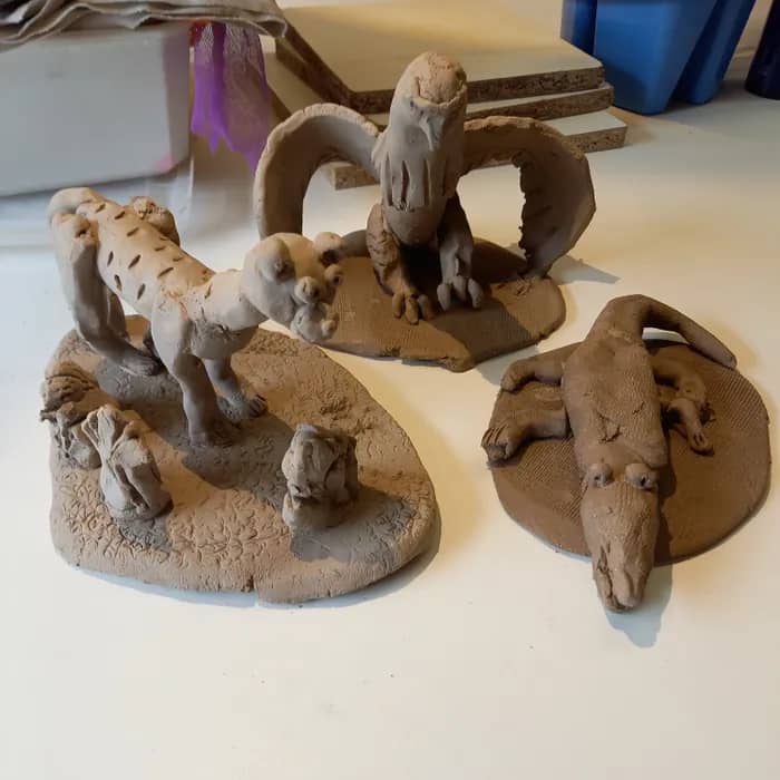 Illustration de l'événement : STAGE SCULPTURE TERRE pour enfants - 30 décembre 14h30-16h30
