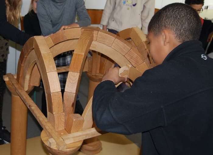 Illustration de l'événement : Les bâtisseurs de cathédrale (7-12 ans)