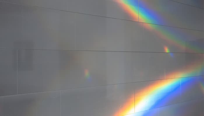 Illustration de l'événement : Éveil à l'art : à la recherche des arcs-en-ciel (2/4 ans)
