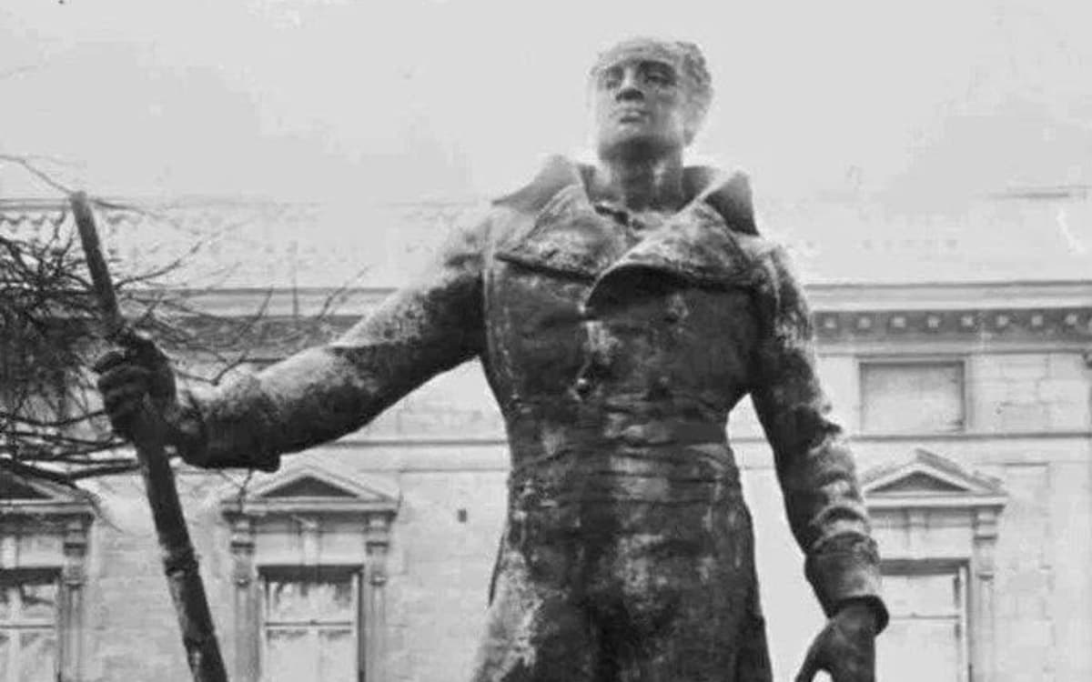 Illustration de l'événement : Le Général Dumas retrouve sa place : soirée de soutien à la reconstruction de sa statue