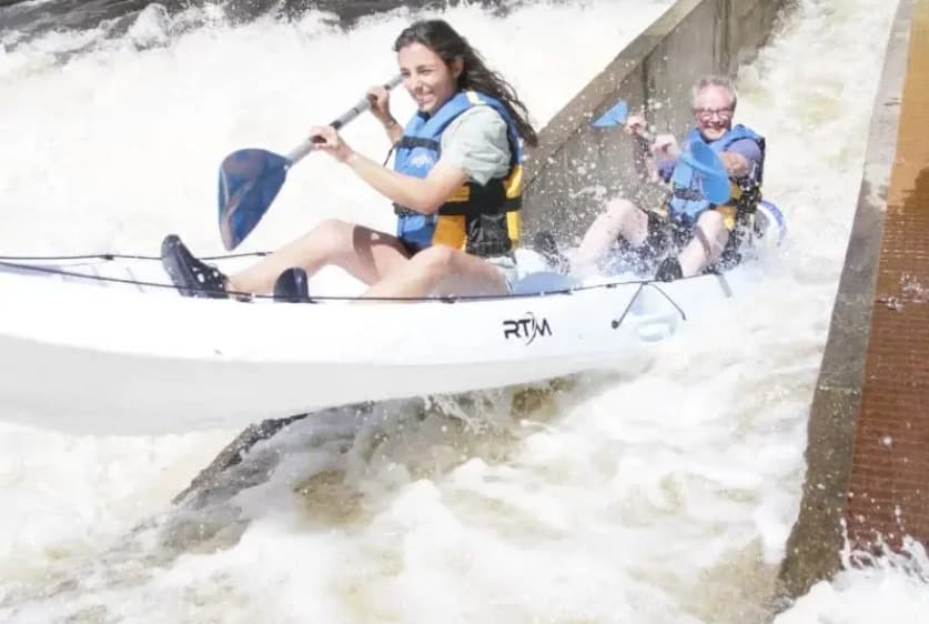Illustration de l'événement : Descente de rivière en paddle