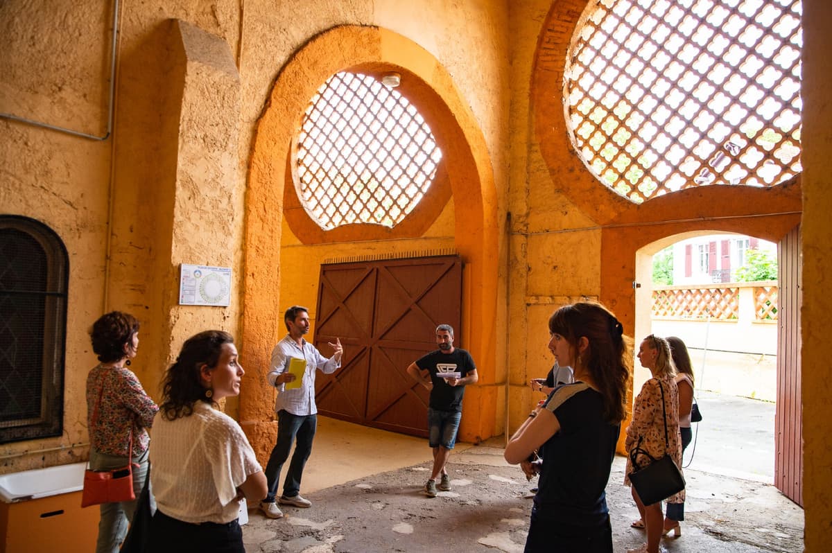 Illustration de l'événement : Visite guidée : Les Arènes en coulisse