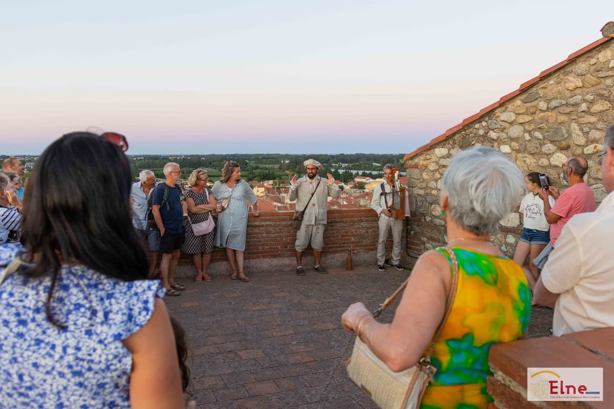 Illustration de l'événement : LES NUITS D'ELNE - VISITES NOCTURNES CONTÉES ET MUSICALES AU CLOÎTRE