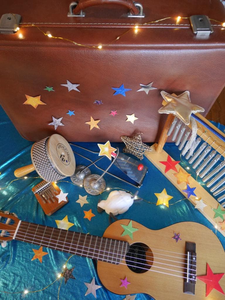 Illustration de l'événement : Comptines et chansons au Clair de Lune. Compagnie Melia