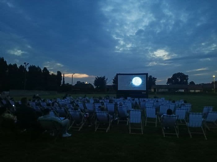 Illustration de l'événement : Ciné de plein air : artistes en herbe !