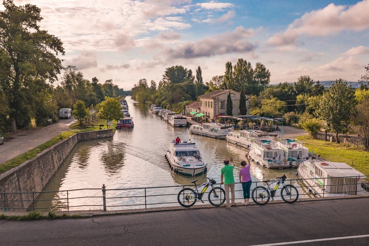 Illustration de l'événement : RALLYE DU CANAL DU MIDI EN AVIRON - ÉTAPES 4 ET 5