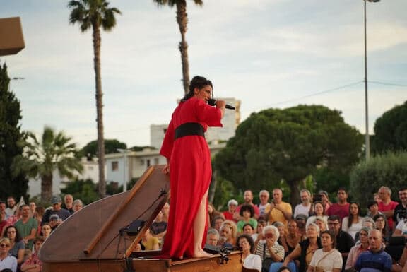 Illustration de l'événement : CONCERT - LA PIANISTE ROUGE