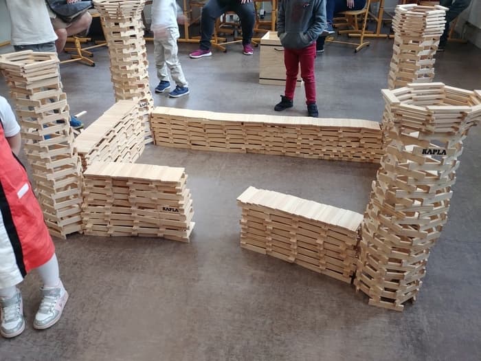Illustration de l'événement : Atelier tout-petits : Courtine et échauguettes.