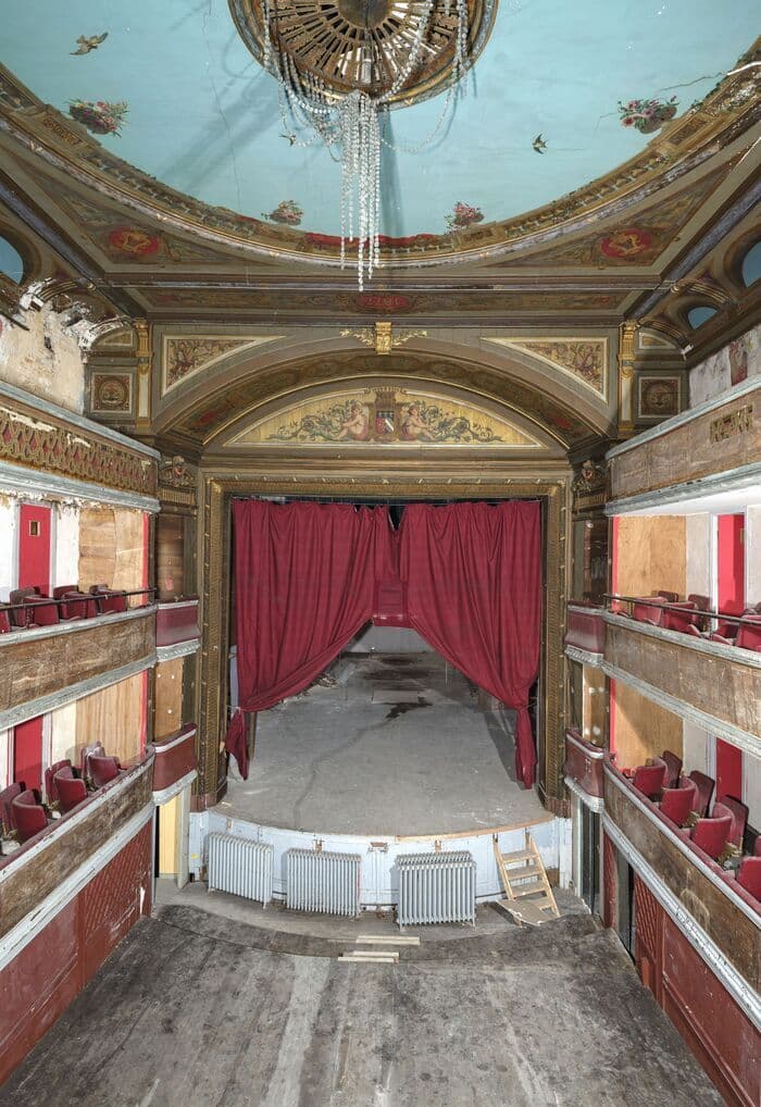 Illustration de l'événement : Visite guidée de l'ancien couvent des capucins (ancien théâtre et ancienne école Michelet)