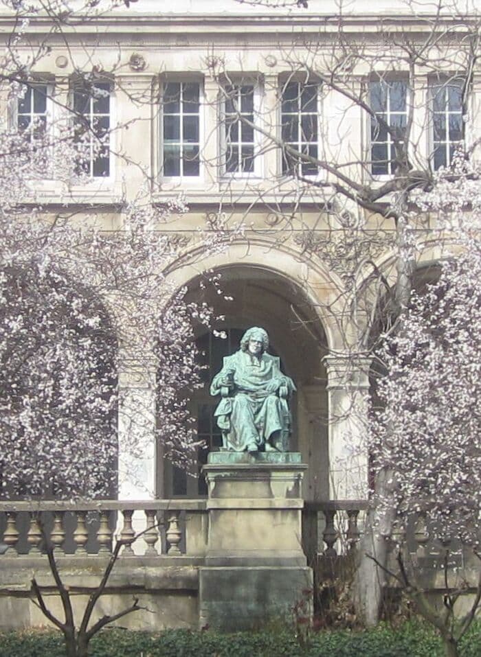Illustration de l'événement : Visite commentée du lycée Jacques-Decour