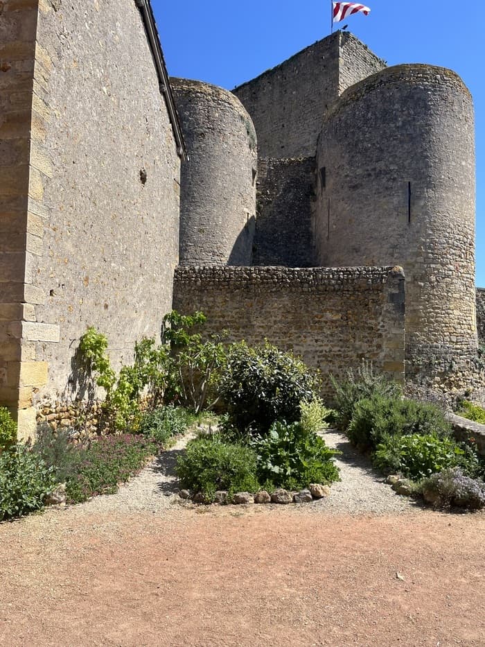 Illustration de l'événement : Du château en ruines à l'ouverture du site culturel