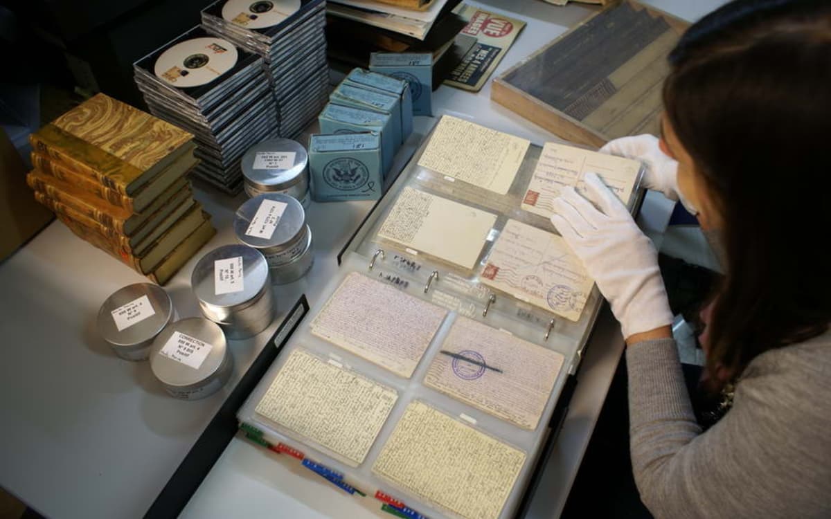 Illustration de l'événement : Travailler sur les archives : mode d'emploi