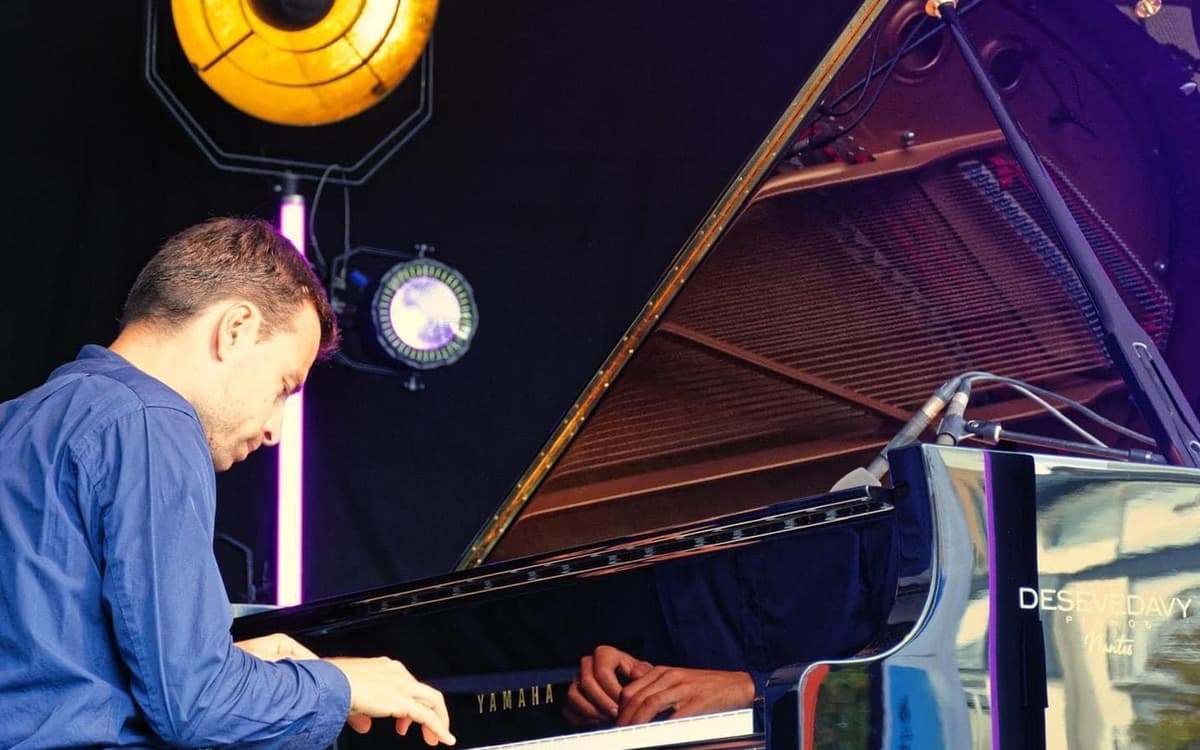Illustration de l'événement : Thomas MAYERAS, Standards et compositions au 38Riv Jazz Club