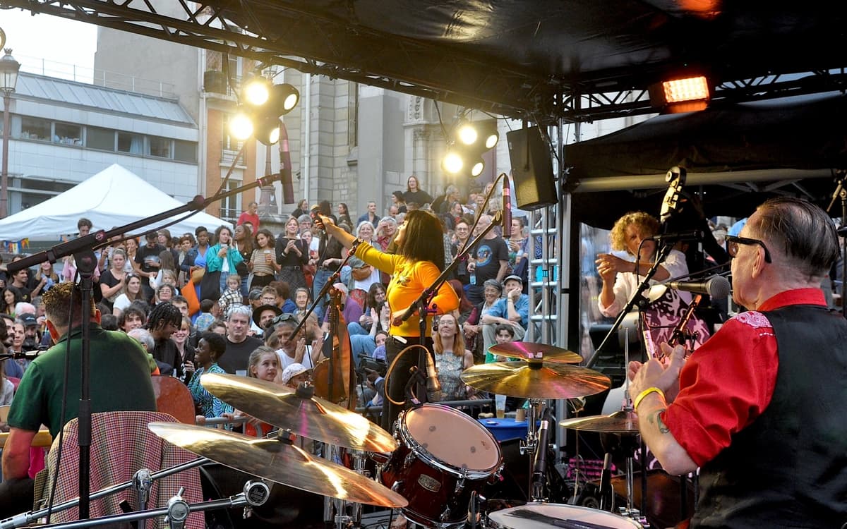 Illustration de l'événement : Septembre Indien, le festival de musique 100% gratuit de Ménilmontant revient les 19 et 20 septembre