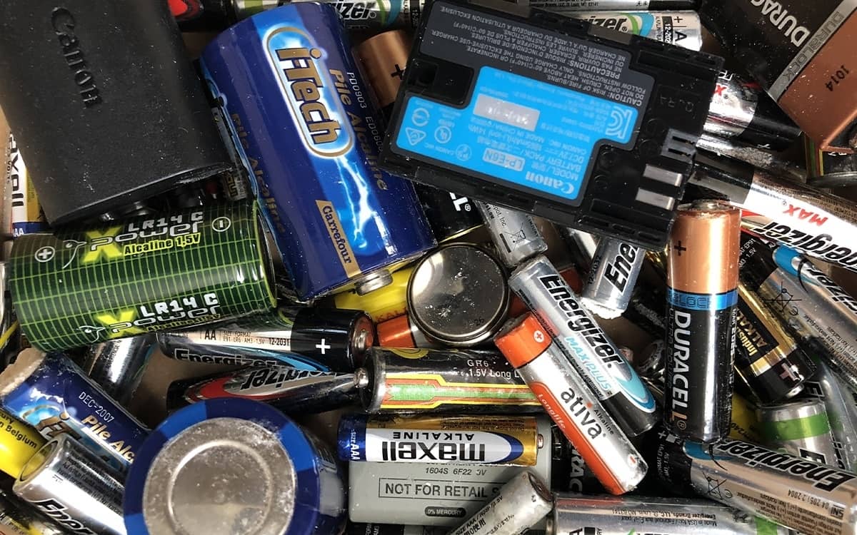 Illustration de l'événement : Prolongez la vie de vos piles et batteries !