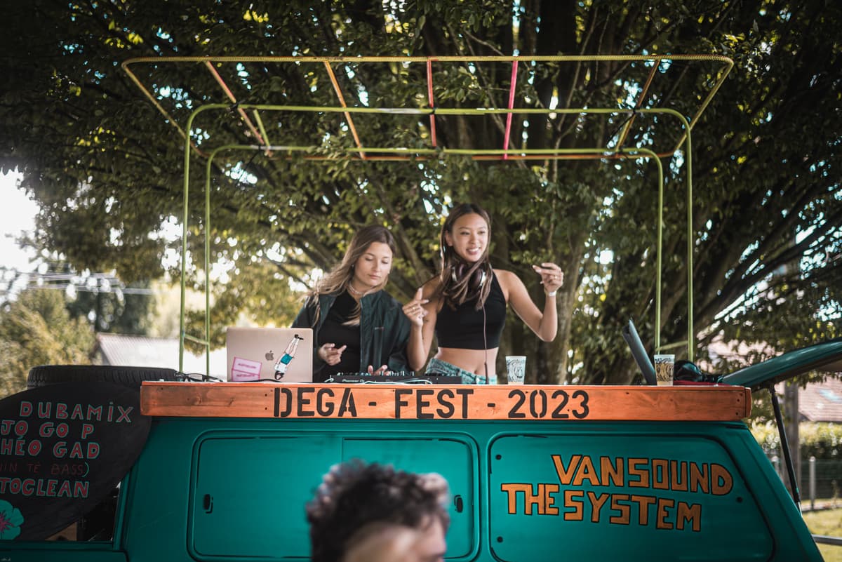 Illustration de l'événement : Festival Dégafest, musique et art de rue