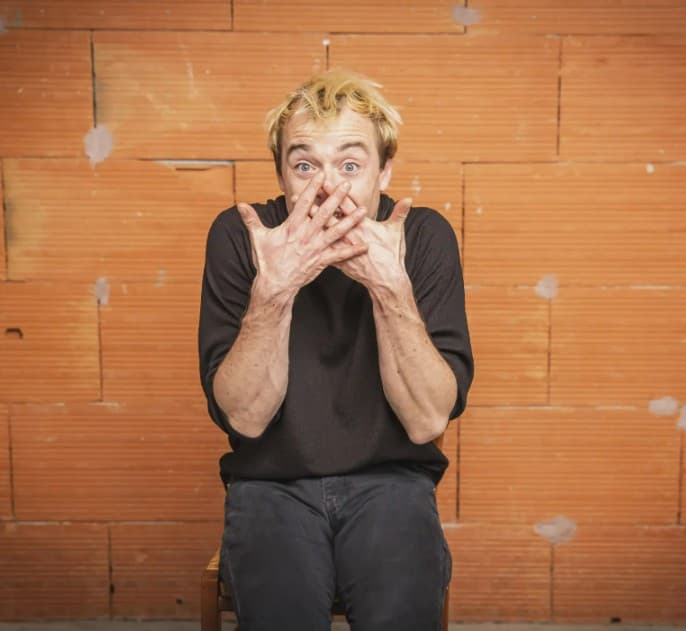 Illustration de l'événement : Le festival Précaire, la famille vient en mangeant