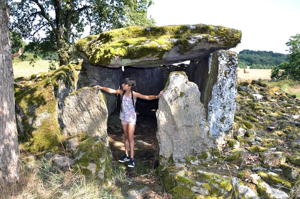 Illustration de l'événement : Visite guidée - Le dolmen des Goudours
