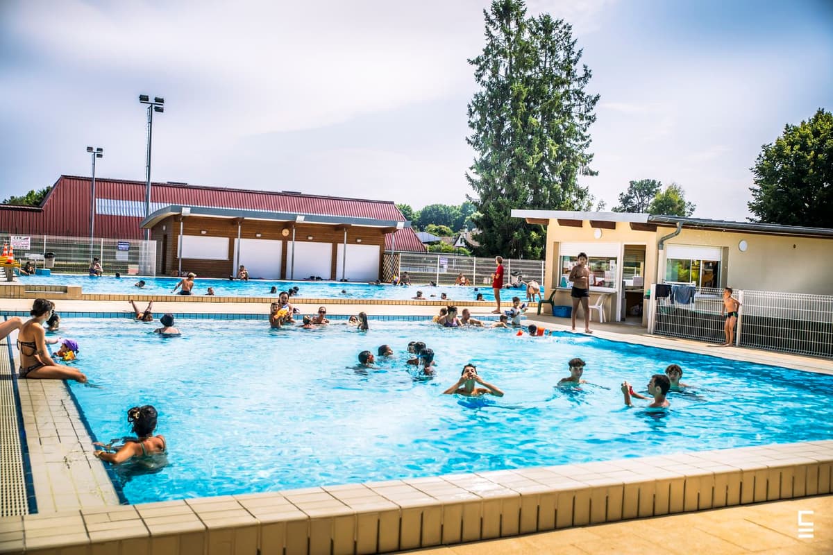 Illustration de l'événement : Piscines en fête, nocturne