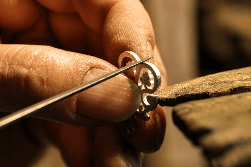 Illustration de l'événement : Visite d'un atelier de créateur de bijoux en argent