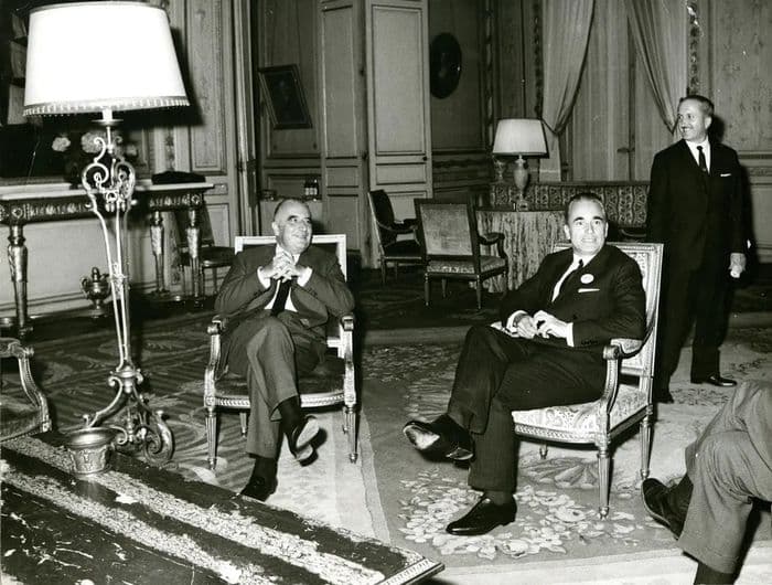 Illustration de l'événement : Elysée-Matignon : quelle relation entre le Président de la République et le Premier ministre sous la Ve République ?