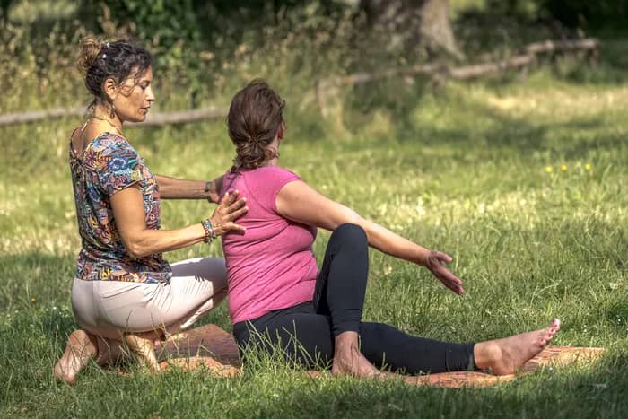 Illustration de l'événement : Yoga, Voyage Sonore et Routine Pilates - Vacances d'automne Octobre 2026