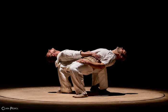 Illustration de l'événement : Secrets • Compagnie de Cirque "eia"
