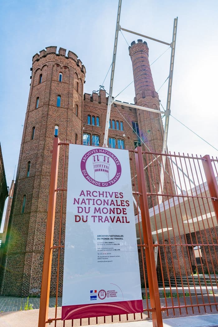 Illustration de l'événement : Visite des archives nationales du monde du travail