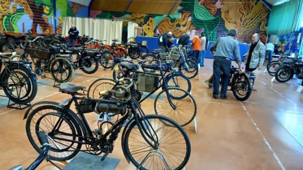 Illustration de l'événement : Exposition de rétrocyclettes à Saint-Salvadou