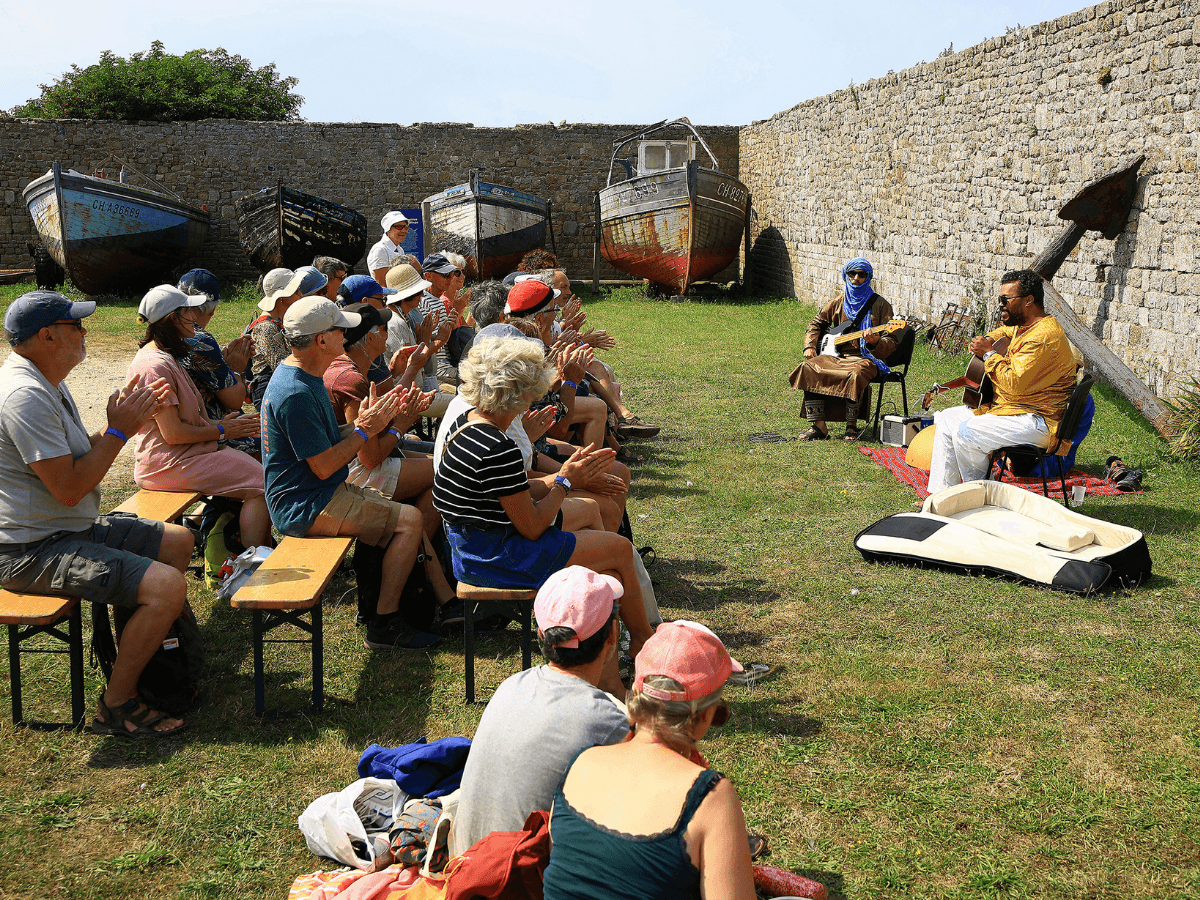 Illustration de l'événement : Festival Les Traversées Tatihou - Concerts-promenade : Christine Zayed / Sylvain Barou et Habib Meftah / Ablaye Cissoko