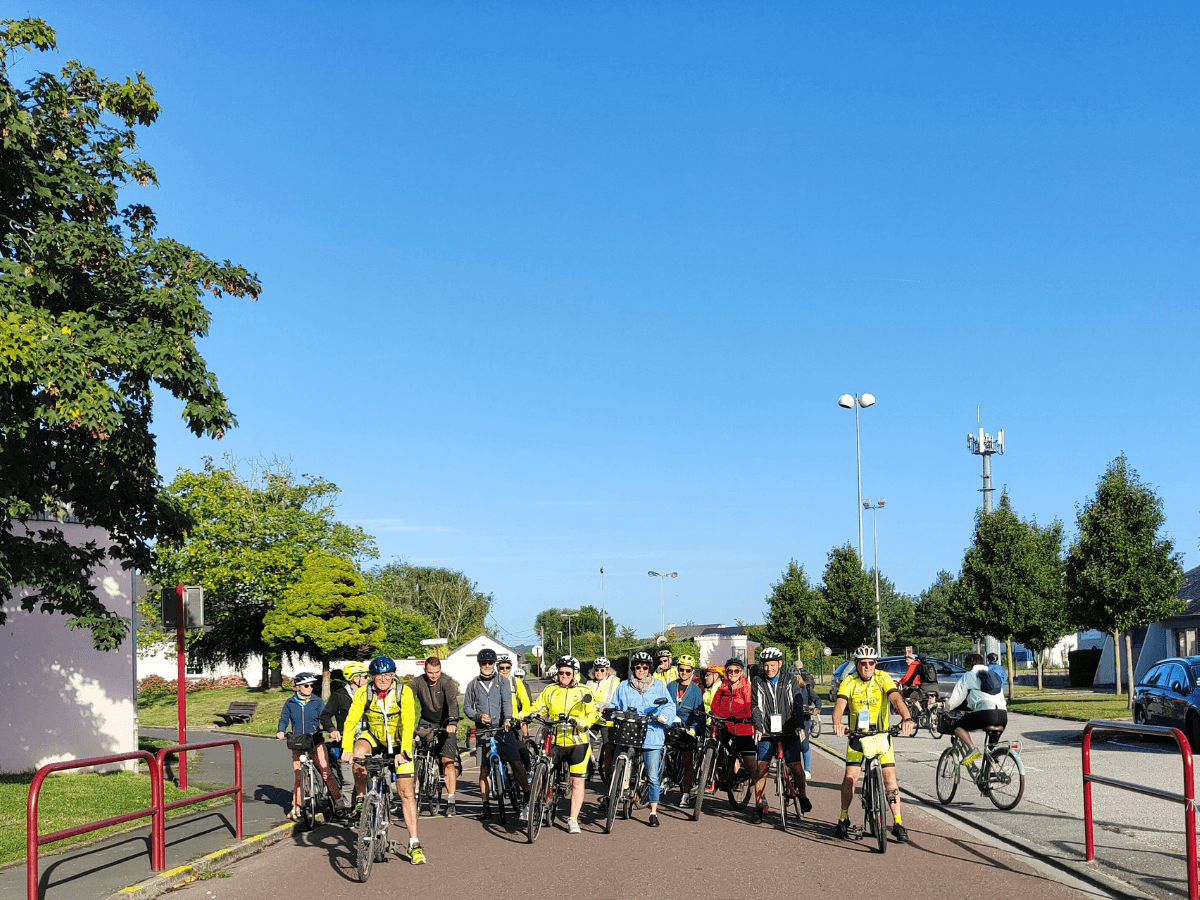 Illustration de l'événement : Festival Les Traversées Tatihou - Balade à vélo, randonnée à pied : sur la route des poètes