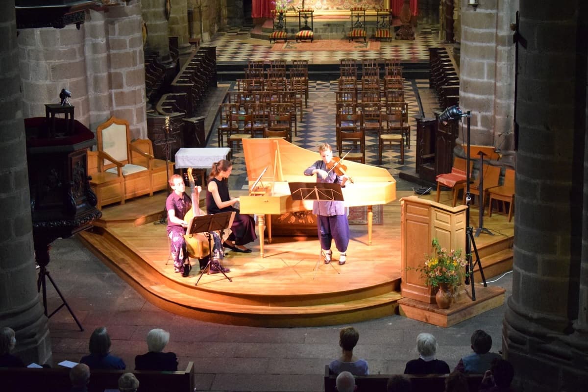 Illustration de l'événement : Festival Polyphonique en Val de Saire : Concert à l’Église de Fermanville - Les Ondes Galantes