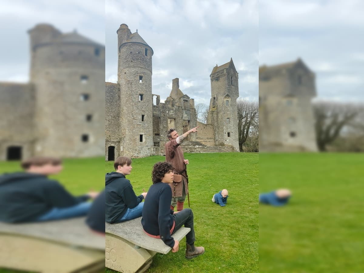 Illustration de l'événement : Gratot, visitez le château avec le seigneur !